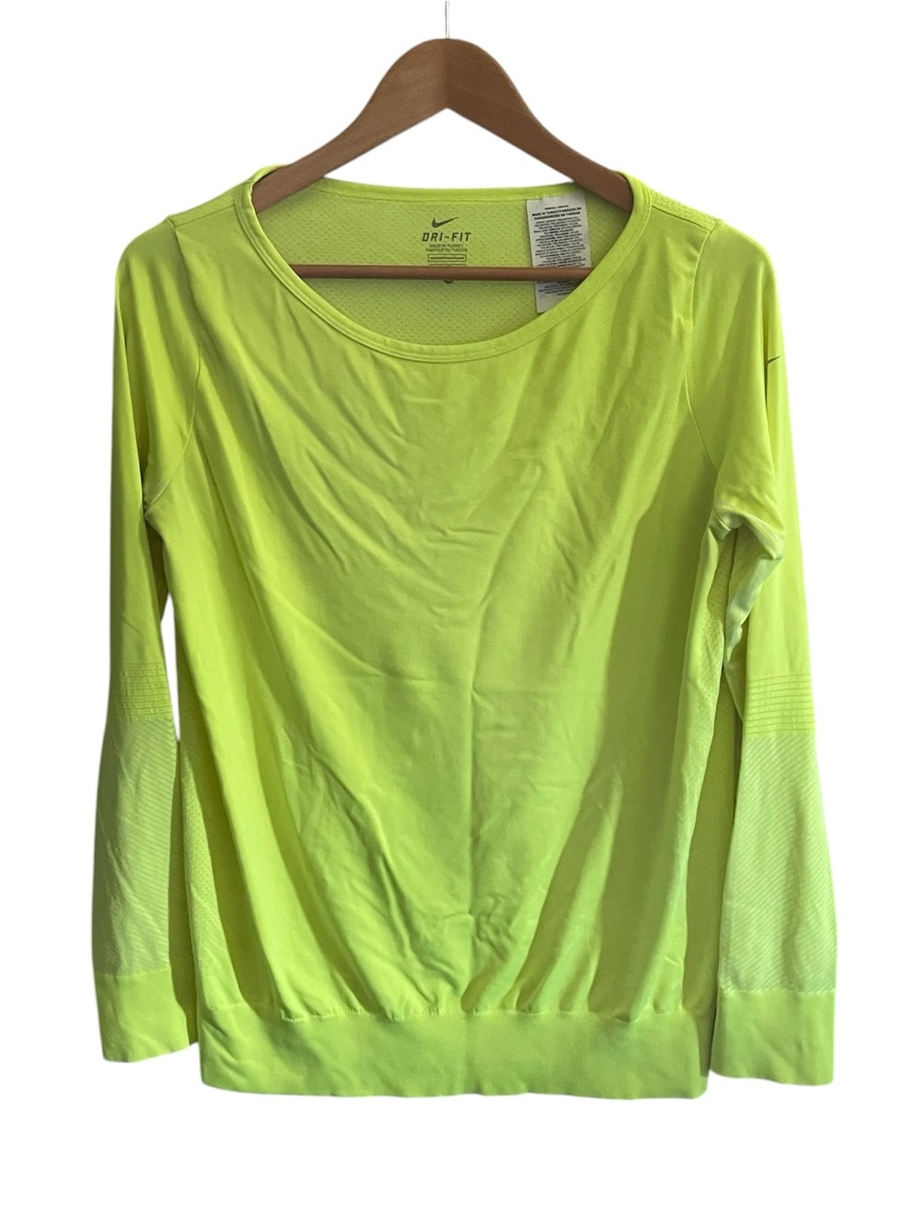C4- Nike Dri-FIT Neon Yellow Long Sleeve Performance Top Large Athletic